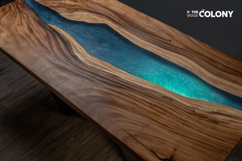 Suar Wood River Table